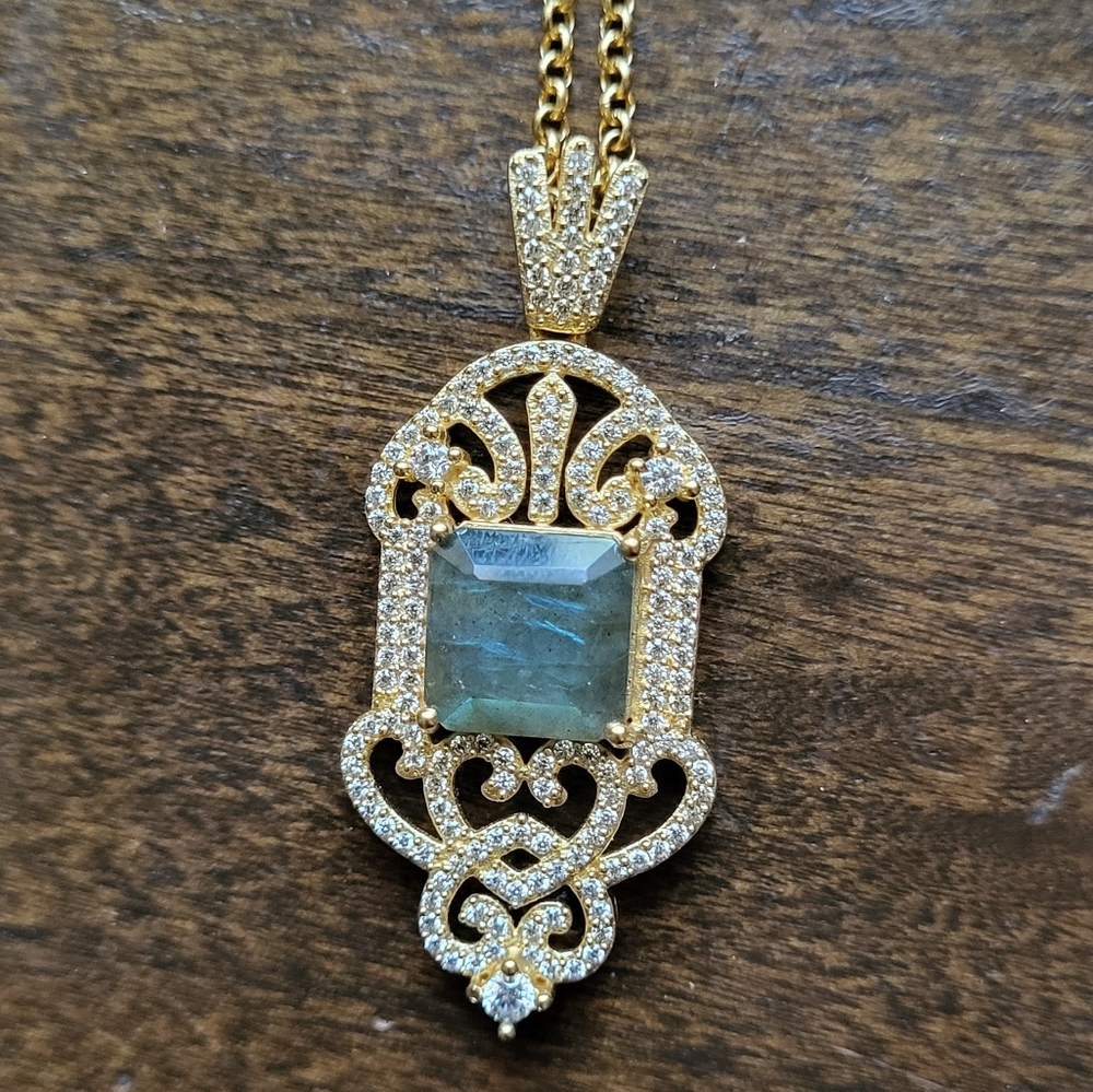 Hespera Queen of Monaco Necklace